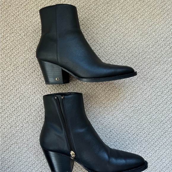 Coach Pacey Booties Black size 6 - Picture 10 of 10